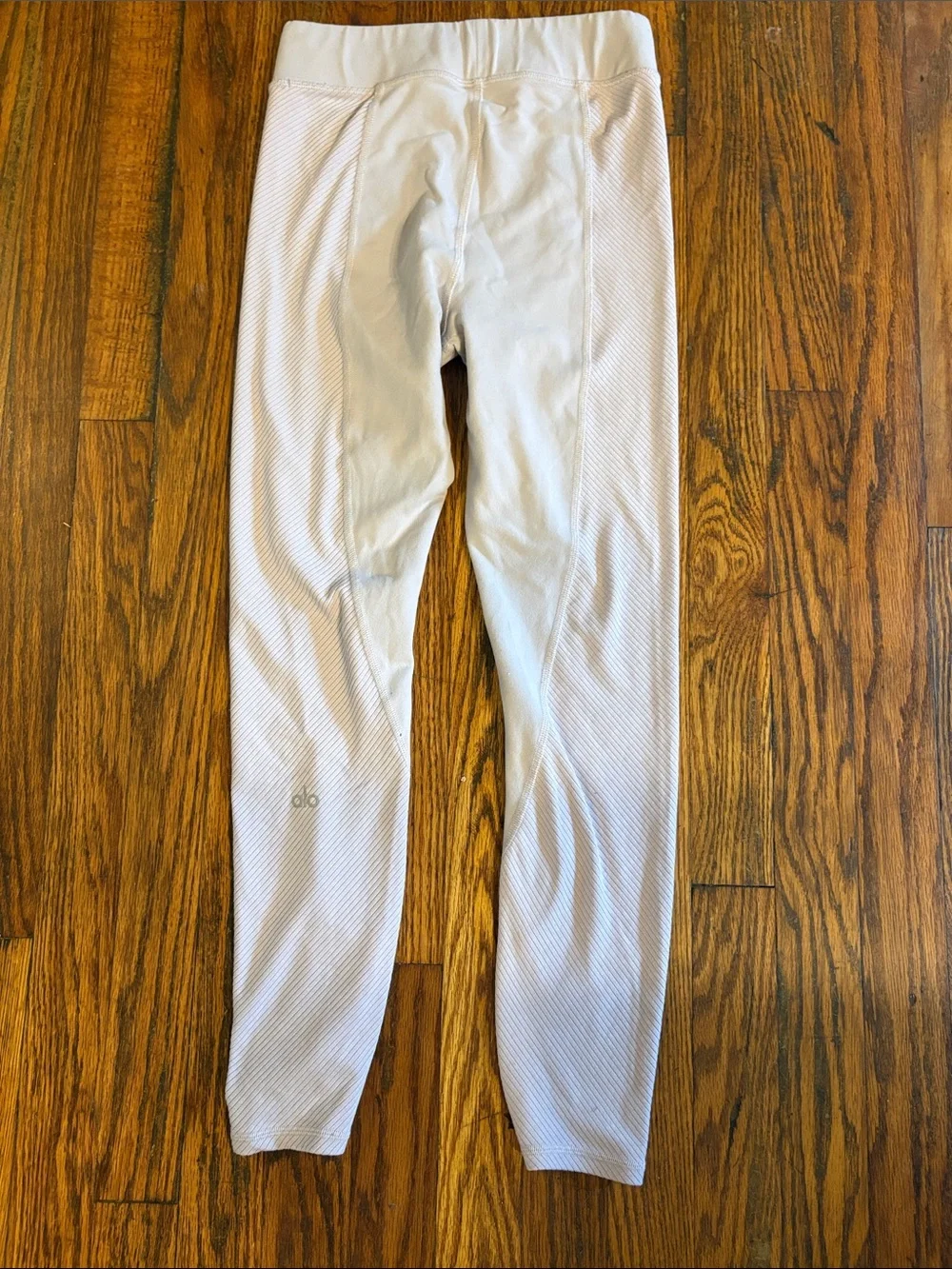 🎉ALO Yoga Light Gray Ribbed Panel Leggings